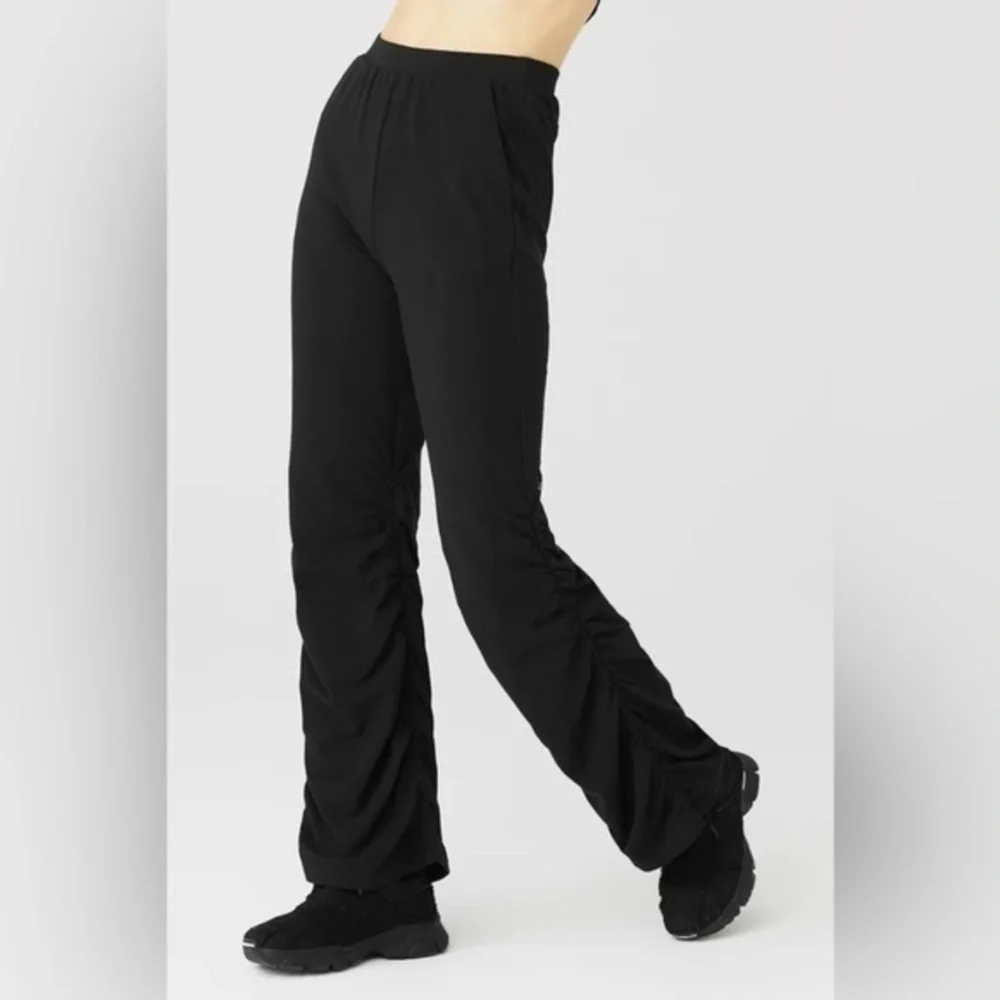 ALO Yoga Ruched French Terry Pants